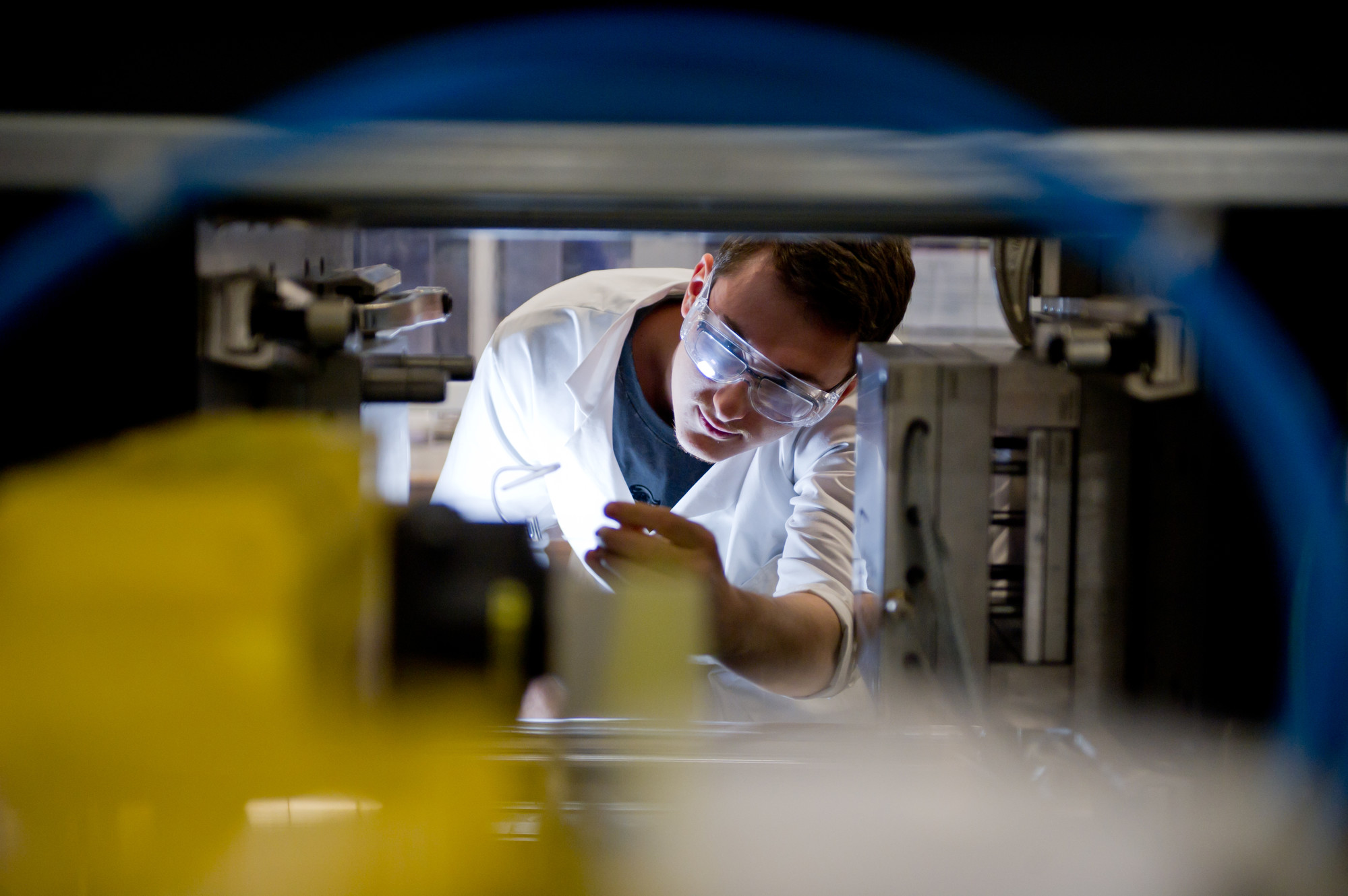 Student working in mechanical engineering laboratory.